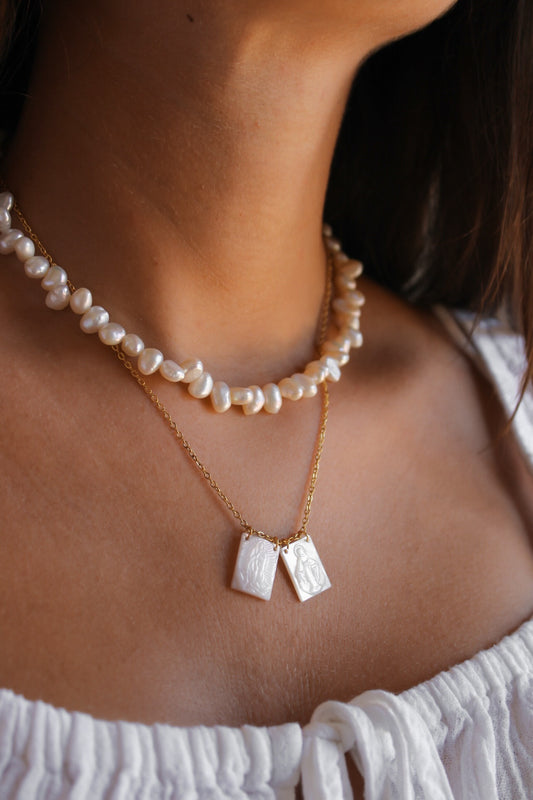 Colar escapulário madrepérola