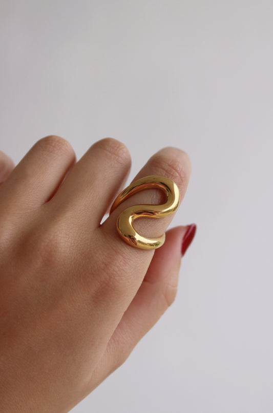Anel dourado
